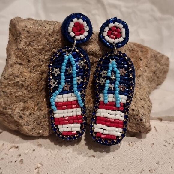 New Patriotic Beaded Flip Flop 4th Of July Thong Sandal Earrings - Picture 1 of 8